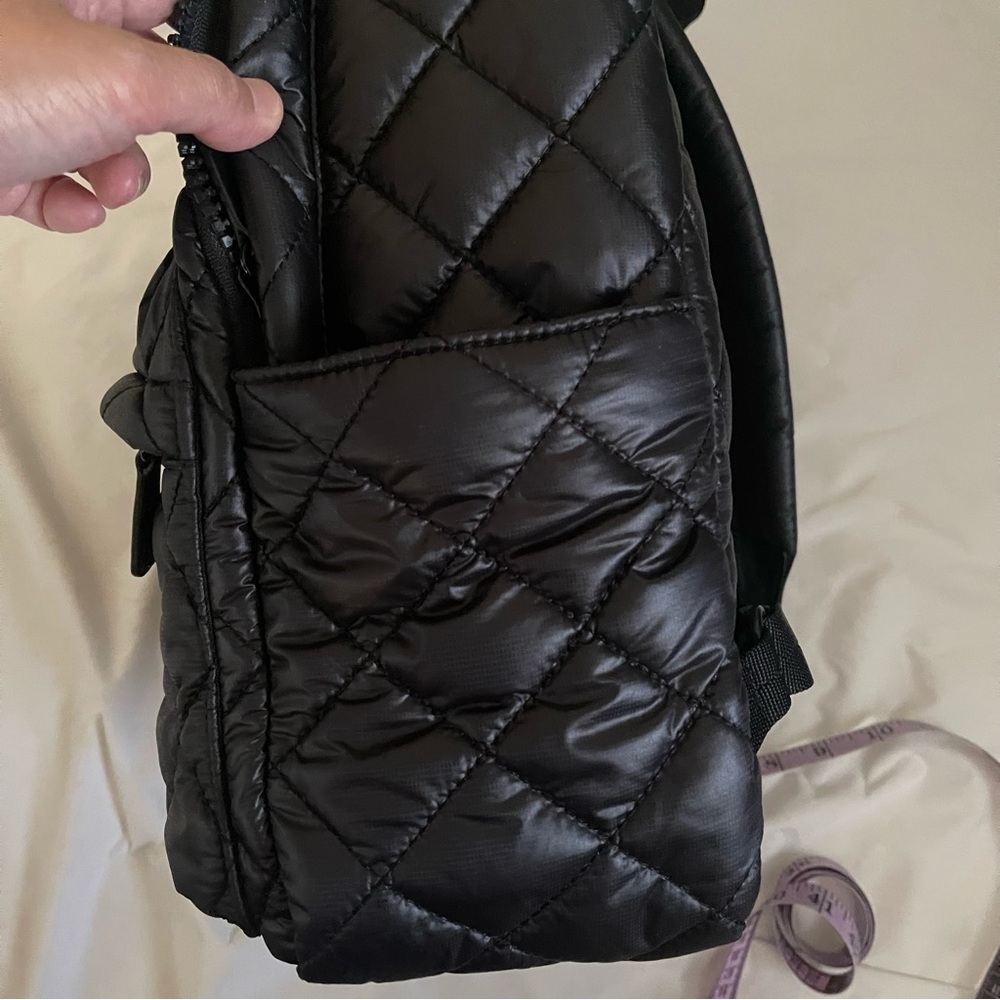 Quince quilted commuter backpack - Picture 8 of 8